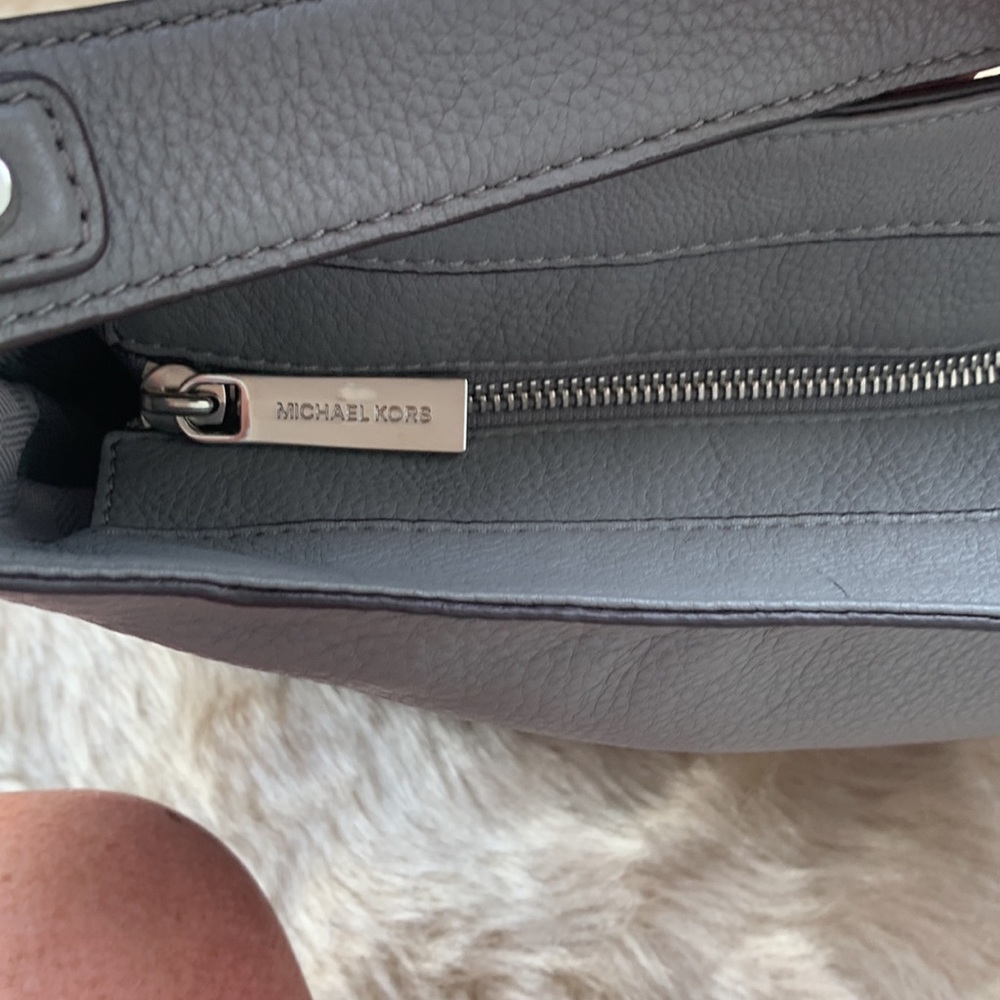 Michael Kors Gray Pebbled Leather Shoulder Bag - Picture 12 of 14